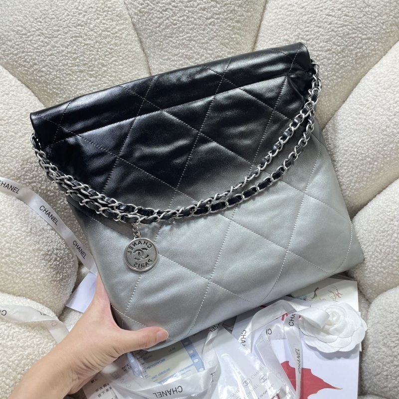 Ch**el hobo 22 bags